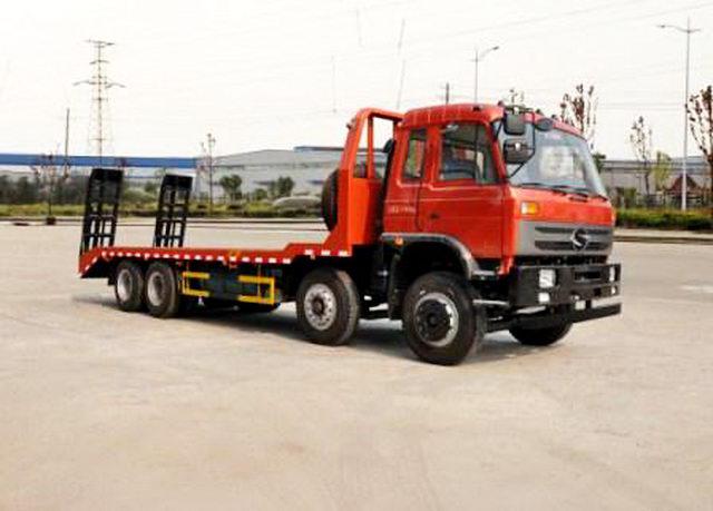東風(fēng)前四后八低平板運(yùn)輸車 東風(fēng)前四后八低平板運(yùn)輸車