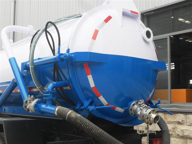 東風(fēng)天錦10方吸污車 東風(fēng)天錦10方吸污車