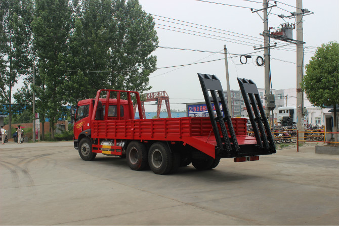 解放平板運(yùn)輸車 解放平板運(yùn)輸車