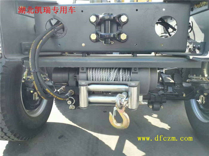 東風(fēng)天錦沙漠車后置4噸拉力卷揚(yáng) 東風(fēng)天錦沙漠車后置4噸拉力卷揚(yáng)