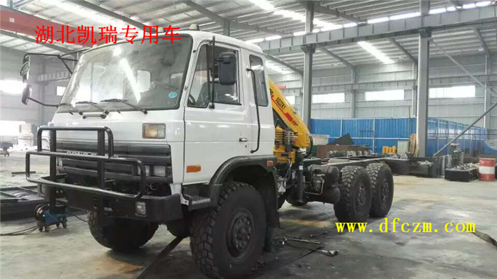 東風(fēng)越野隨車吊 東風(fēng)越野隨車吊