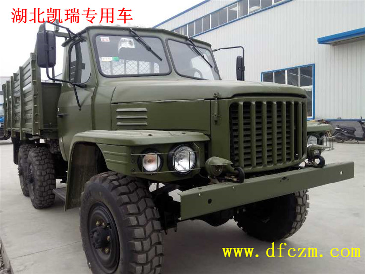 東風(fēng)尖頭沙漠越野運(yùn)輸車 東風(fēng)尖頭沙漠越野運(yùn)輸車