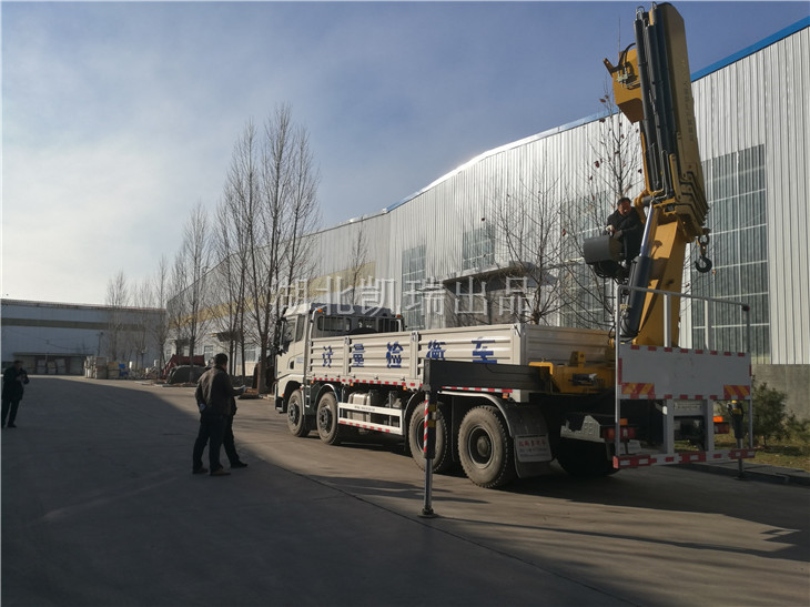 計(jì)量中心領(lǐng)導(dǎo)驗(yàn)收DWJ5310JJH6型計(jì)量檢衡車 計(jì)量中心領(lǐng)導(dǎo)驗(yàn)收DWJ5310JJH6型計(jì)量檢衡車