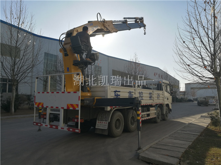 核對(duì)DWJ5310JJH6型計(jì)量檢衡車配置 核對(duì)DWJ5310JJH6型計(jì)量檢衡車配置