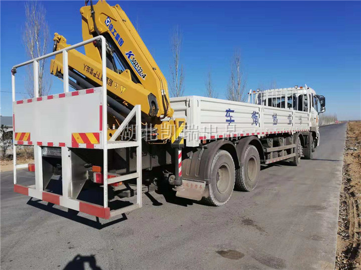 鄂托克計(jì)量檢衡車發(fā)運(yùn)過陜北 鄂托克計(jì)量檢衡車發(fā)運(yùn)過陜北