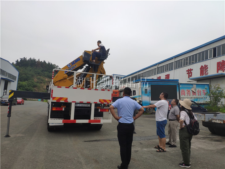 �ҹ�˾���g(sh��)�ˆT���H����Ӌ���z��܇