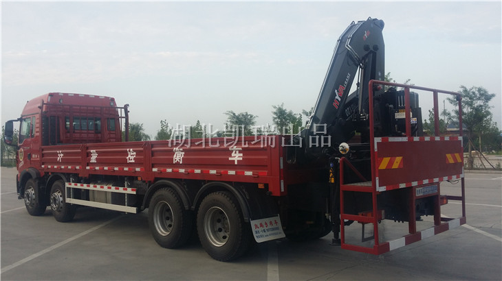 法庫(kù)計(jì)量檢定所檢衡車發(fā)運(yùn)(左后) 法庫(kù)計(jì)量檢定所檢衡車發(fā)運(yùn)(左后)