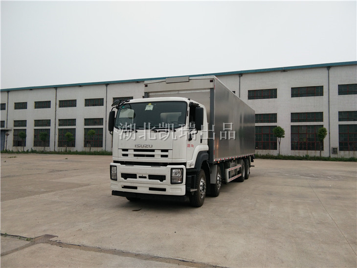 五十鈴四軸廂式計量檢衡車(左前) 五十鈴四軸廂式計量檢衡車(左前)