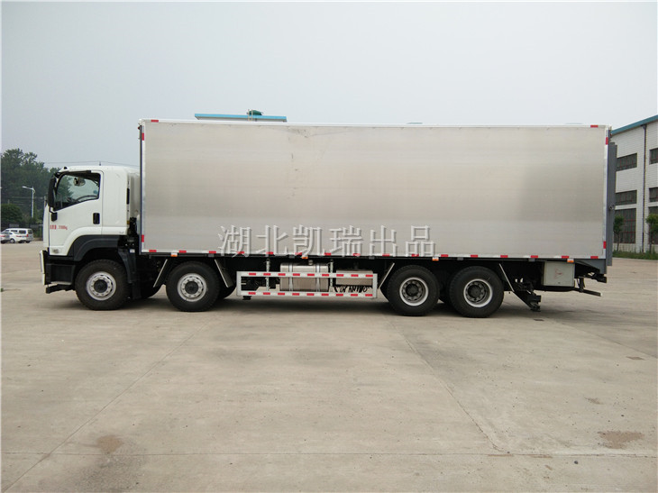 五十鈴四軸廂式計量檢衡車(左側(cè)) 五十鈴四軸廂式計量檢衡車(左側(cè))