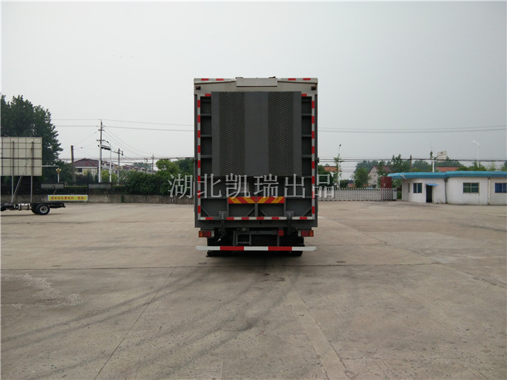 五十鈴四軸廂式計量檢衡車(后) 五十鈴四軸廂式計量檢衡車(后)