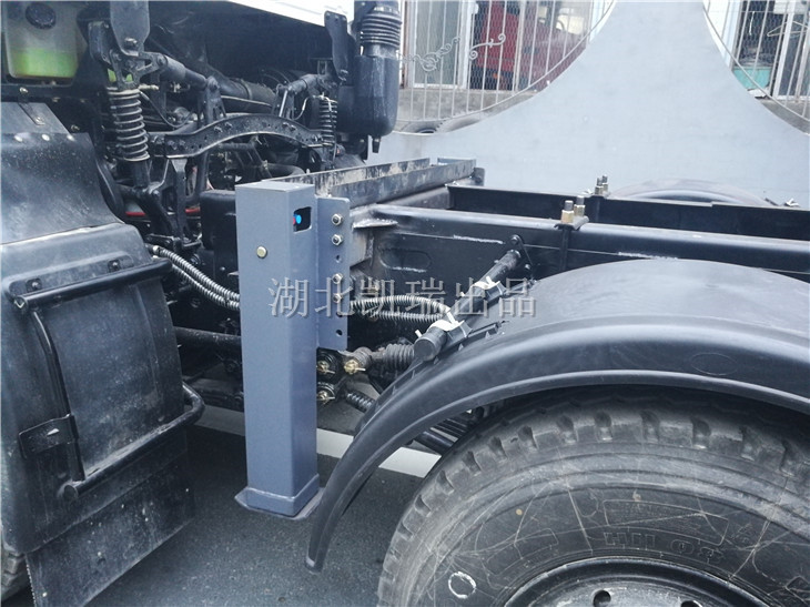 檢衡車(chē)專(zhuān)用液壓前置支腿 檢衡車(chē)專(zhuān)用液壓前置支腿