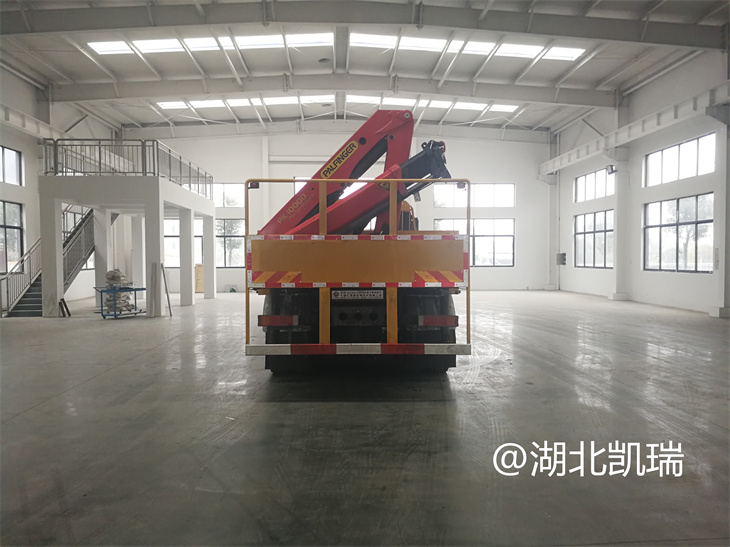 DWJ5250JJHD6型計(jì)量檢衡車后 DWJ5250JJHD6型計(jì)量檢衡車后
