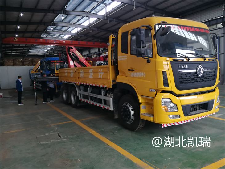 山西省檢驗(yàn)檢測(cè)中心領(lǐng)導(dǎo)驗(yàn)收檢衡車 山西省檢驗(yàn)檢測(cè)中心領(lǐng)導(dǎo)驗(yàn)收檢衡車